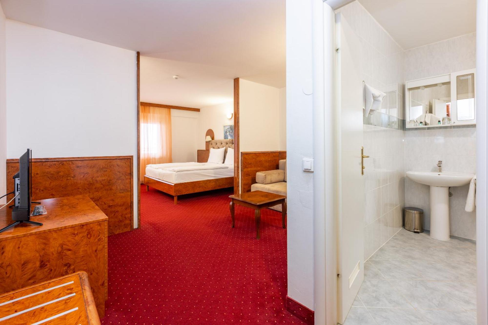 Mediteran Maradiso Hotel By Aminess Crikvenica Εξωτερικό φωτογραφία